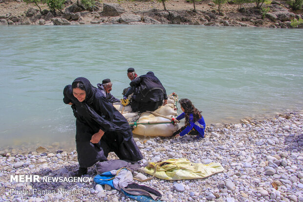 İran'daki göçebe hayatından fotoğraflar