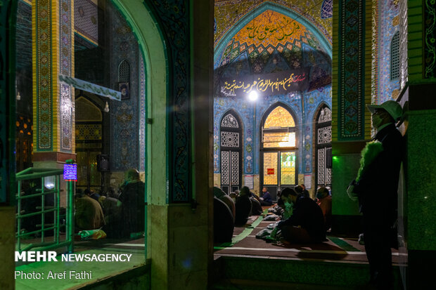 مراسم شب نوزدهم ماه مبارک رمضان در امامزاده اسماعیل(ع) شهریار