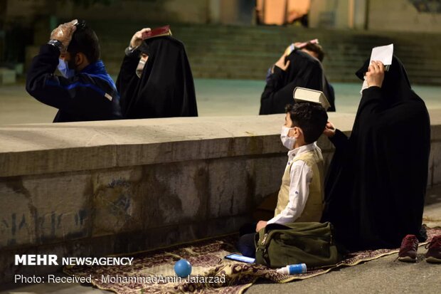 Laylat al-Qadr Night marked in Tehran University