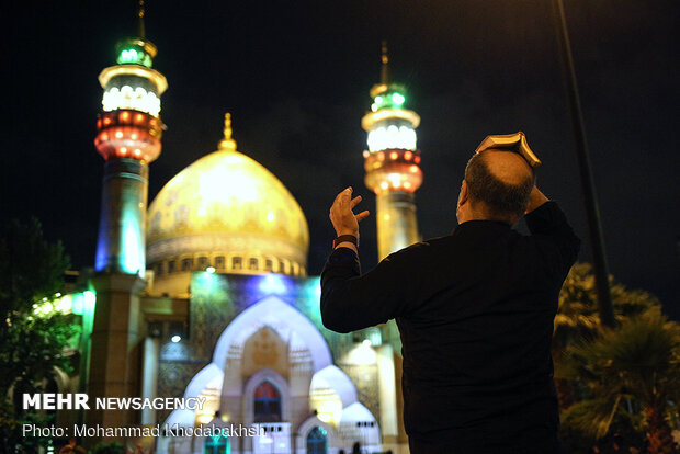 احیای شب بیست و یکم ماه مبارک رمضان در مسجد امام صادق (ع)