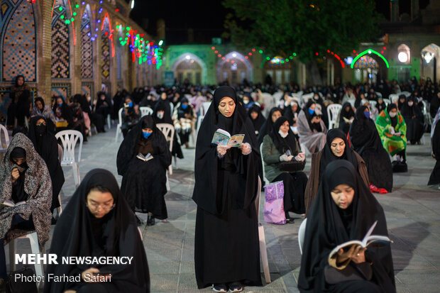 Night of Qadr observed in Qazvin prov.