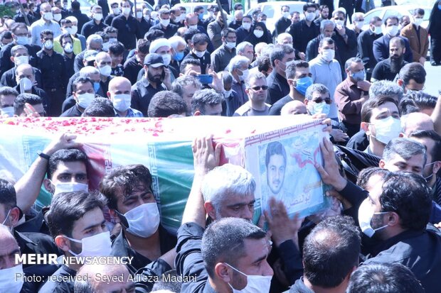 تشیع شهید مدافع حرم «ابوالفضل سرلک» در شهر ری