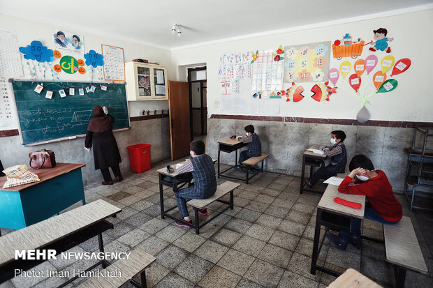 Schools reopened in Hamedan