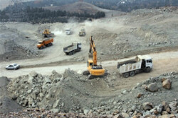توسعه معدنی در شهرستان آبیک متوقف می‌شود/ آسمان آبی می شود