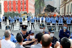 درگیری پلیس با معترضان در آلبانی/ ۳۷ نفر بازداشت شدند