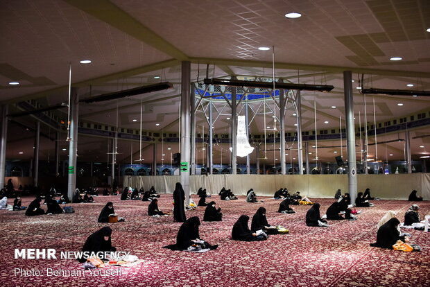 احیای شب بیست و سوم ماه مبارک رمضان در مساجد اراک
