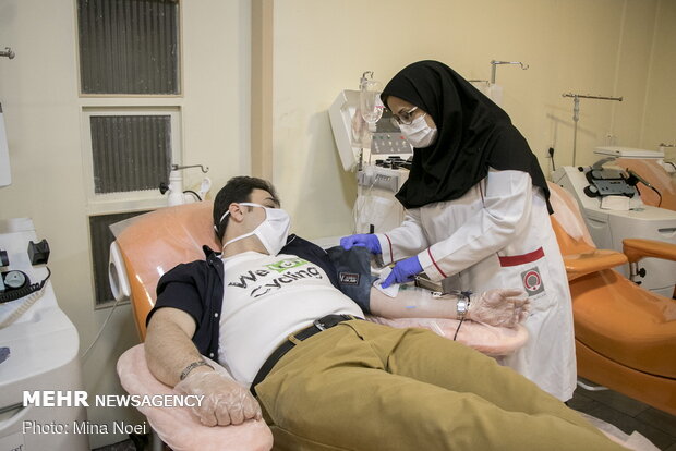 Blood donation on Laylat al- Qadr in Tabriz