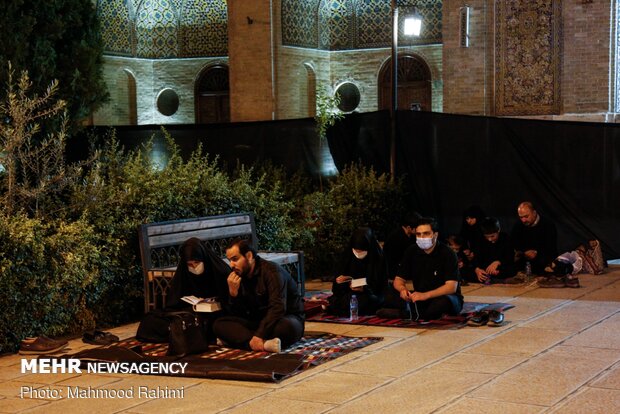 شب قدر در مدرسه عالی شهید مطهری