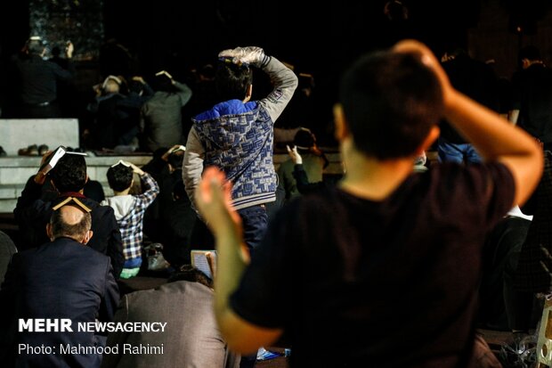 Laylat al-Qadr marked in Shahid Motahari University