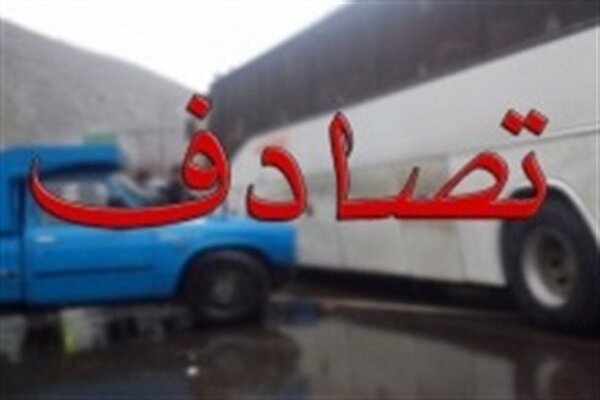 تصادف تریلی با ۳ خاور در اتوبان تهران- ساوه