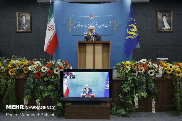 نشست خبری سید مرتضی بختیاری رئیس کمیته امداد امام خمینی (ره)