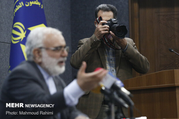 نشست خبری سید مرتضی بختیاری رئیس کمیته امداد امام خمینی (ره)