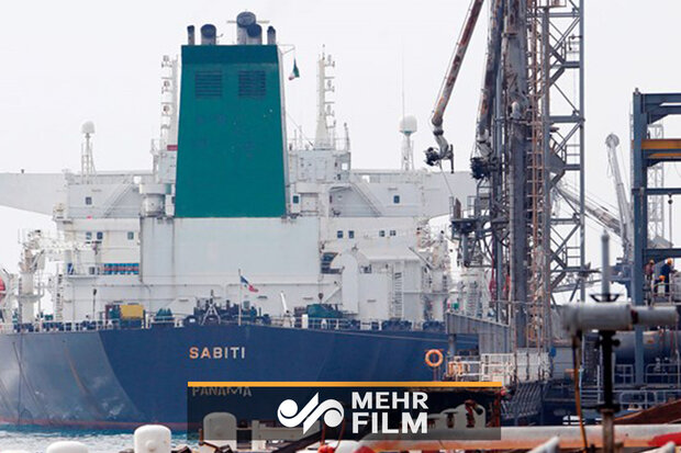 ایرانی تیل بردار کشتیوں کے بارے میں امریکہ کے کسی بھی اقدام کا منہ توڑ جواب دیا جائے گآ