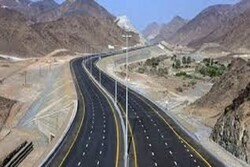آزاد راه شیراز - اصفهان تا پایان سال به بهره برداری می رسد