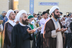 اقامة صلاة عيد الفطر السعيد في مختلف انحاء البلاد