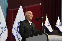 دوکتۆر مستەفا خوڕەم‌دڵ کۆچی دوایی کرد