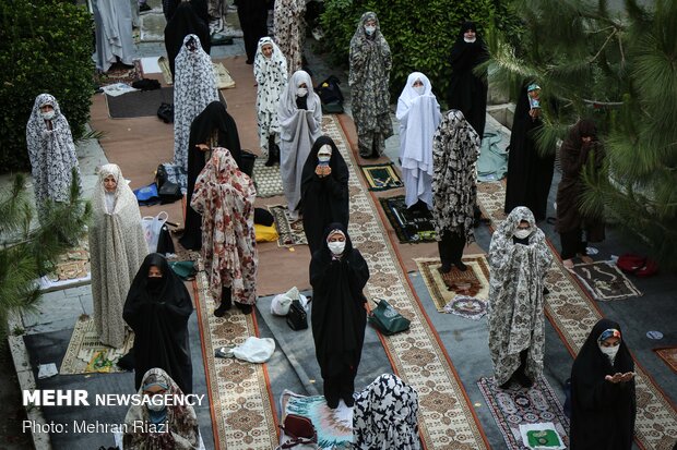 Eid al-Fitr prayers marked in Tehran University