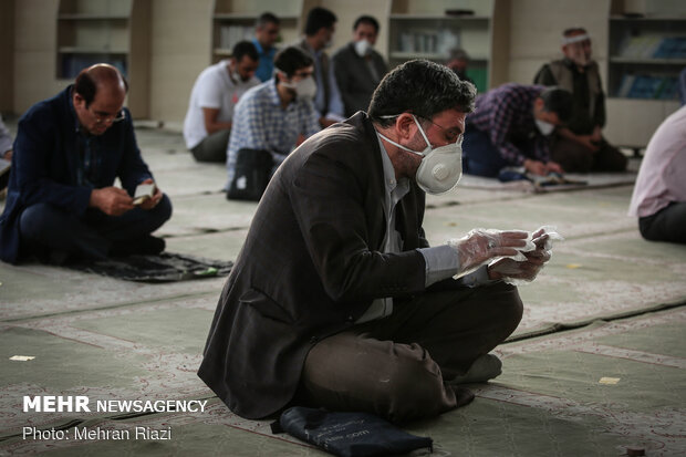 نماز عیدسعید فطر در دانشگاه تهران