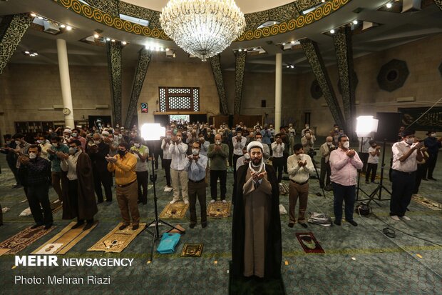 Eid al-Fitr prayers marked in Tehran University