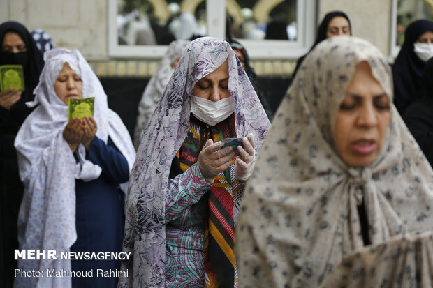 اقامه نماز عید سعید فطر در مسجد فیروزآبادی شهر ری