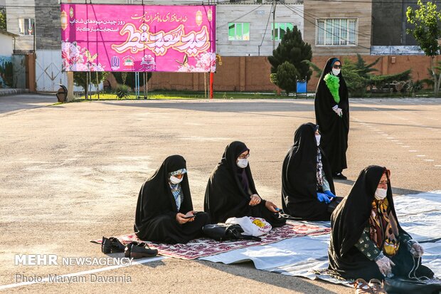 اقامه نماز عید سعید فطر درمصلی بجنورد