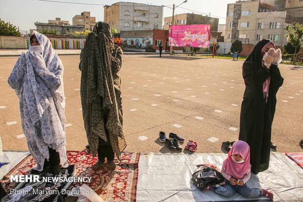 اقامه نماز عید سعید فطر درمصلی بجنورد