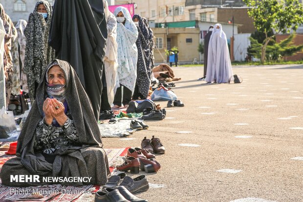 اقامه نماز عید سعید فطر درمصلی بجنورد