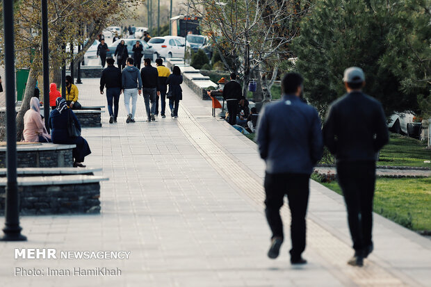 Hemedan kenti yerli turistlerle doldu taştı