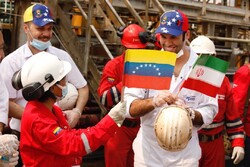 سومین محموله بنزین ایران به ونزوئلا رسید