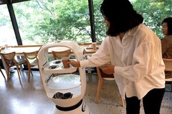 کافه چی رباتیک فاصله گذاری اجتماعی را ترویج می کند