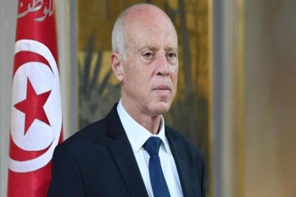 اذعان رئیس جمهور تونس به اشتباهات در پیش نویس قانون اساسی
