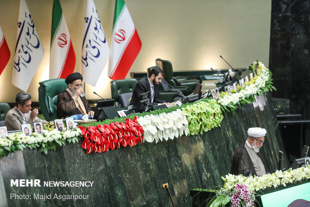 ایران کی گیارہویں پارلیمنٹ کے پہلے اور افتتاحی اجلاس کا آغاز