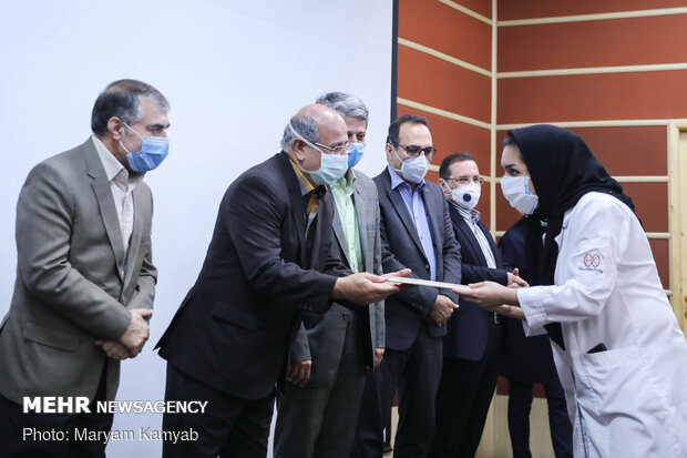 Iran unveils medical robot "keivan"