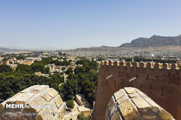 Restoring historic ‘Falak-ol-Aflak’ fortress in W Iran