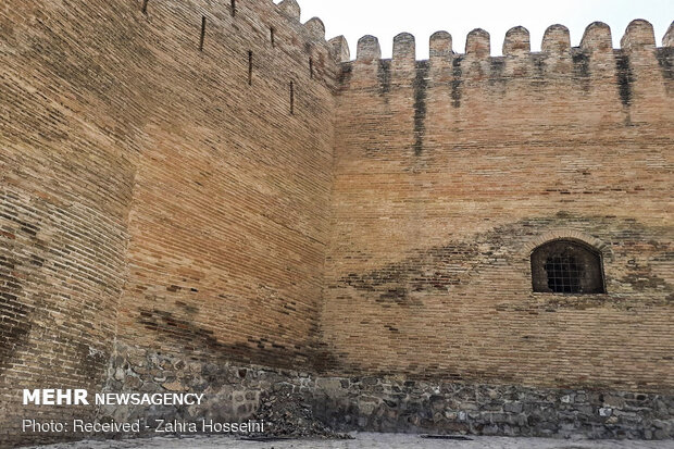Restoring historic ‘Falak-ol-Aflak’ fortress in W Iran