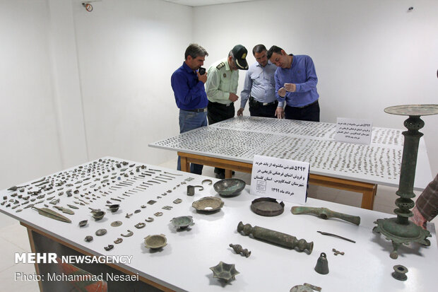 کشف  5هزار شی عتیقه از قاچاقچی حرفه‌ای در گلستان