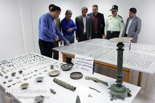 کشف  5هزار شی عتیقه از قاچاقچی حرفه‌ای در گلستان