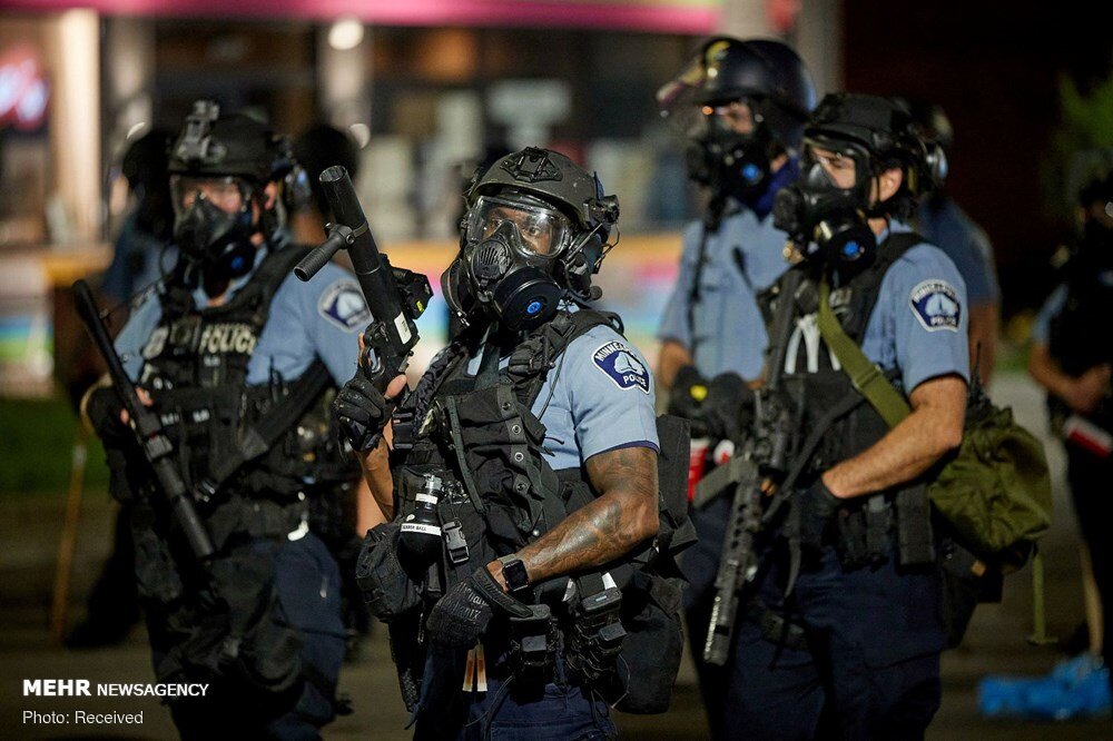 آمریکا در آتش و خون/ وقتی پلیس جوابگوی خشم مردم نیست