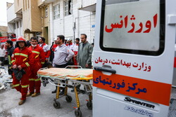 İran'da kozmetik fabrikasında patlama: 53 yaralı