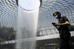 اقتصاد سنگاپور ۷ درصد آب رفت