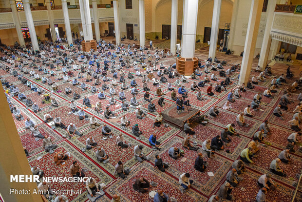 Friday Prayer in Shiraz after 100 days with health protocols in place