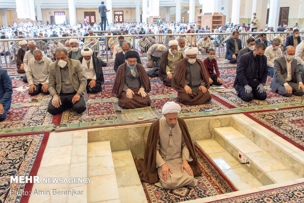 برگزاری نمازجمعه در شیراز بعد از 100 روز