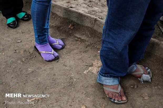 گرفتار شدن مهاجران بولیویایی در مرز شیلی در پی شیوع ویروس کرونا