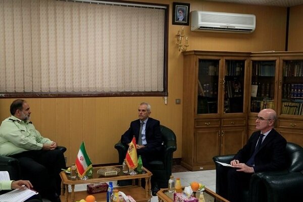 Iran, Spain stress police diplomacy relations