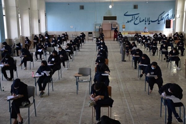 حضور ۲۸ هزار دانش آموز کرمانی در ۲۸۰ حوزه امتحانی
