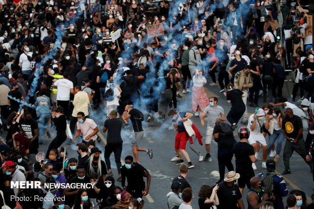 Amerika'da Protestolar Devam Ediyor