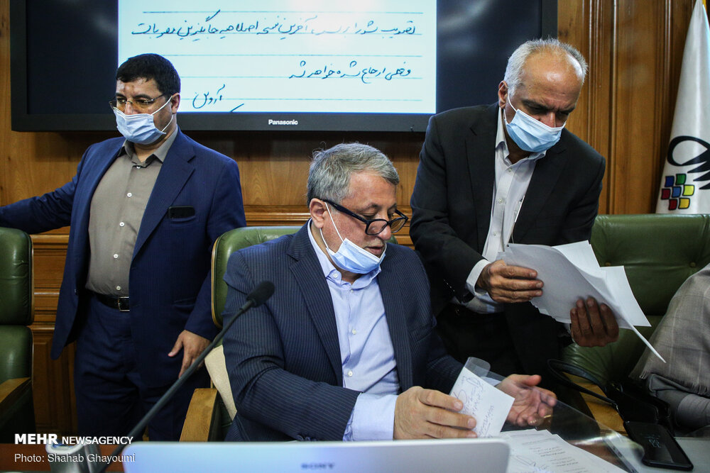 مجادلات توئیتری مسئولان بر اثر تشدید محدودیت‌ها در تهران