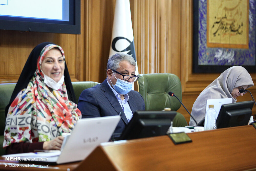 مجادله شورای شهر تهران بر سر نام «آناهیتا» و «آزیتا»