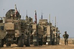 الاحتلال الأمريكي يدخل تعزيزات عسكرية جديدة من العراق إلى شرقي سوريا