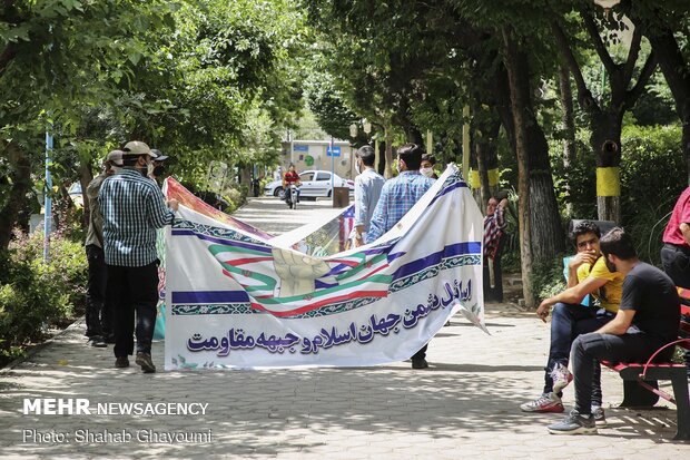 Protests in front of the Armenian Embassy in Tehran